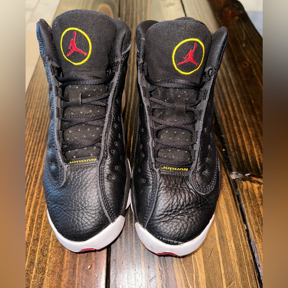 Jordan 13 Playoffs - Black and Red - Kids Size : 4.5